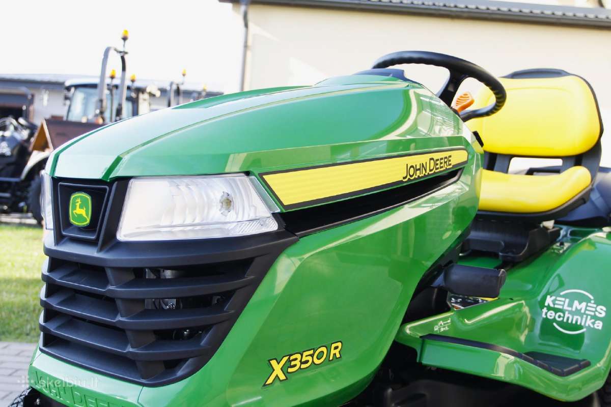 John Deere X350r traktorius su surinkimo krepšiu - nuotraukos Nr. 11
