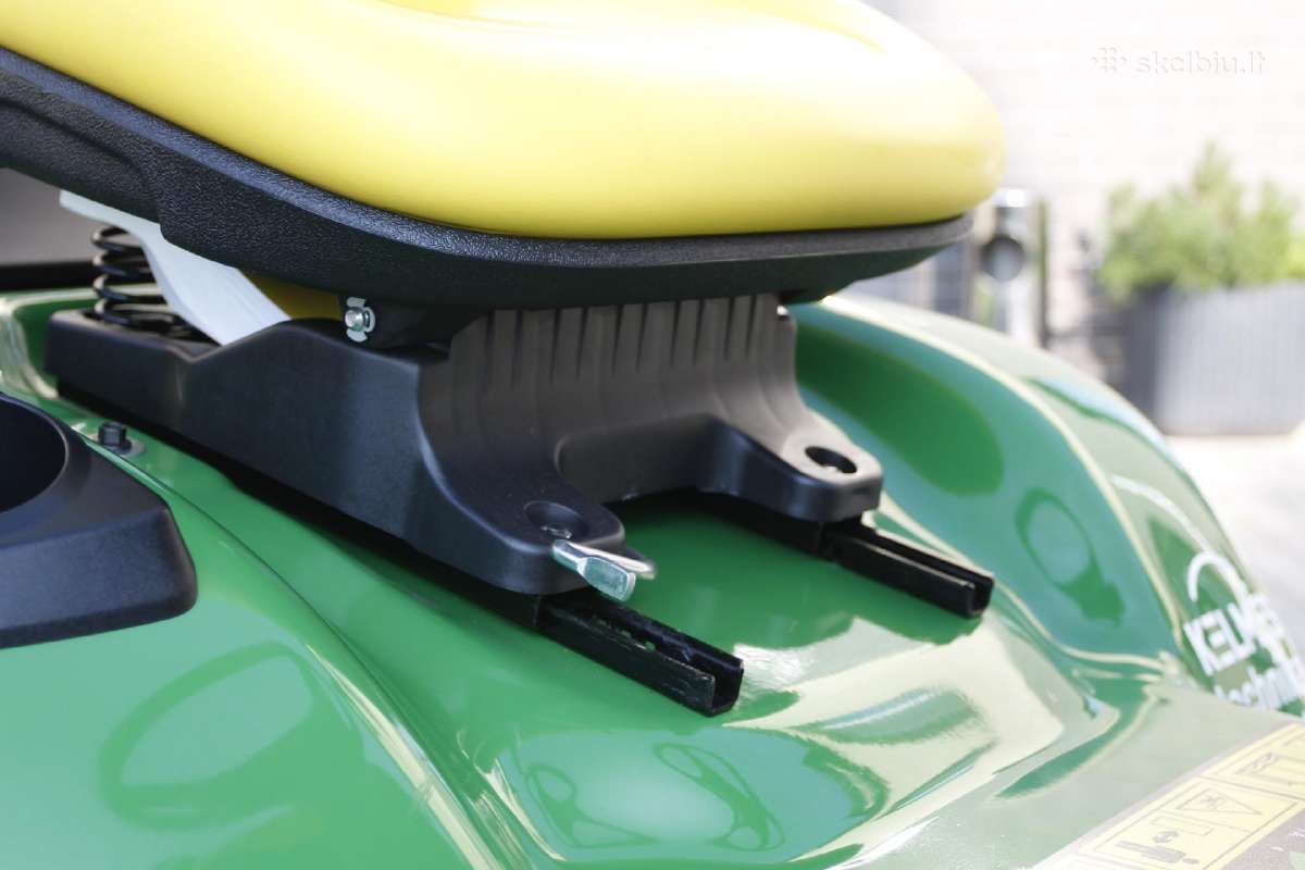 John Deere X350r traktorius su surinkimo krepšiu - nuotraukos Nr. 21