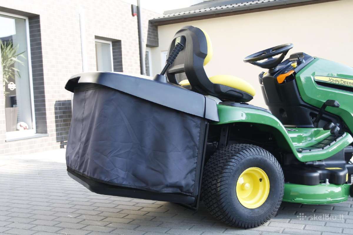 John Deere X350r traktorius su surinkimo krepšiu - nuotraukos Nr. 13