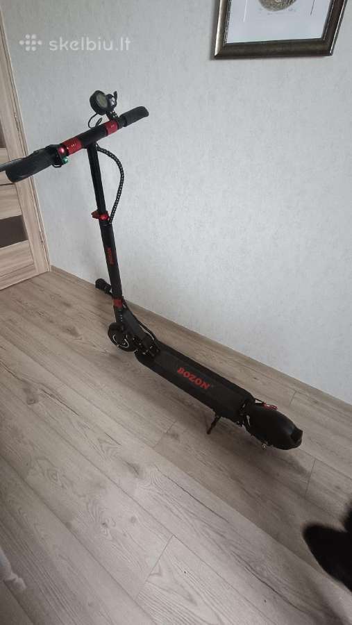 Elektrinis paspirtukas Bozon Z02