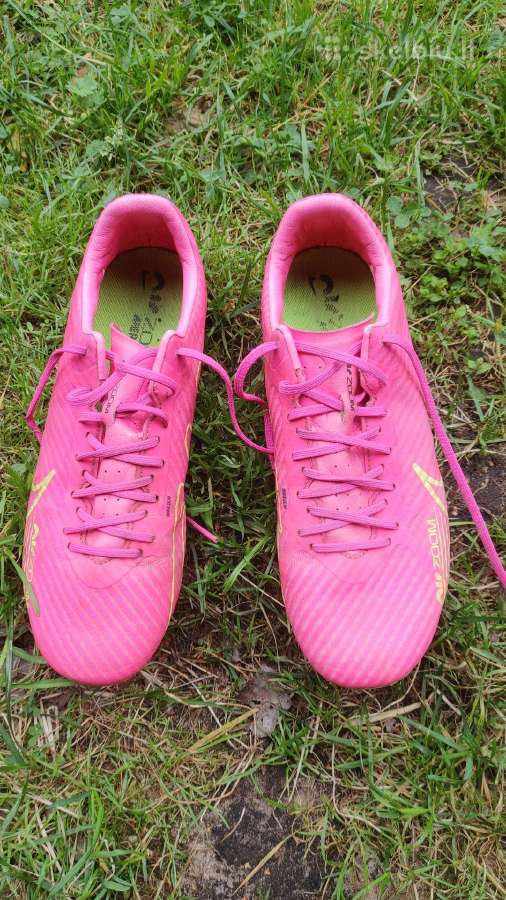 Nike Air Zoom futbolo bateliai (41 dydis)