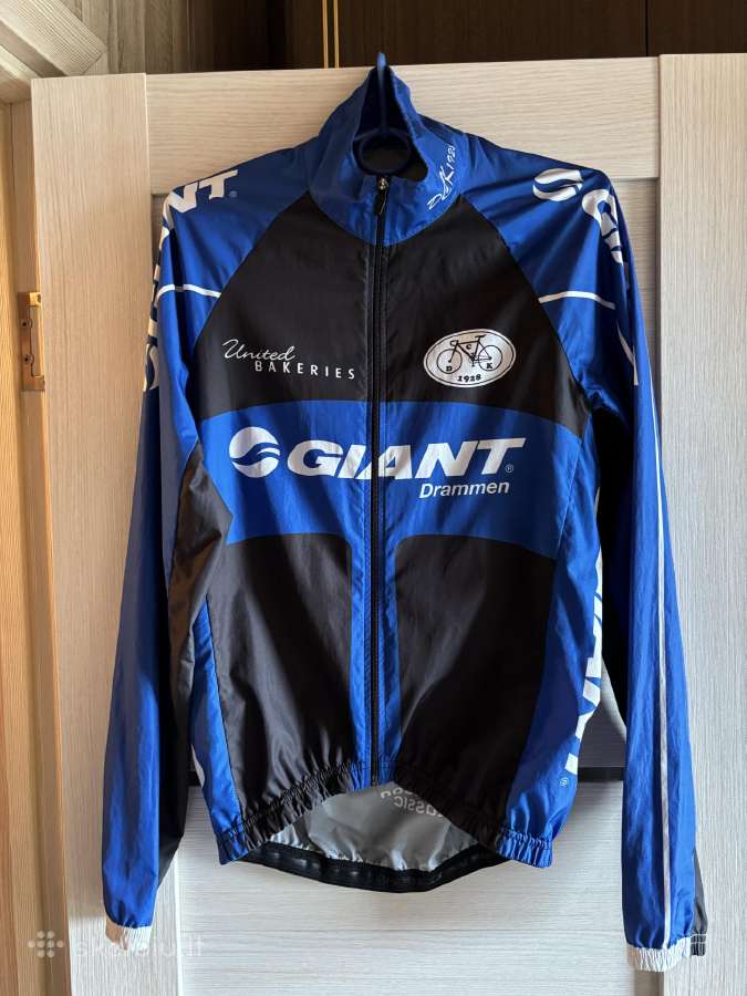 Giant, Santini