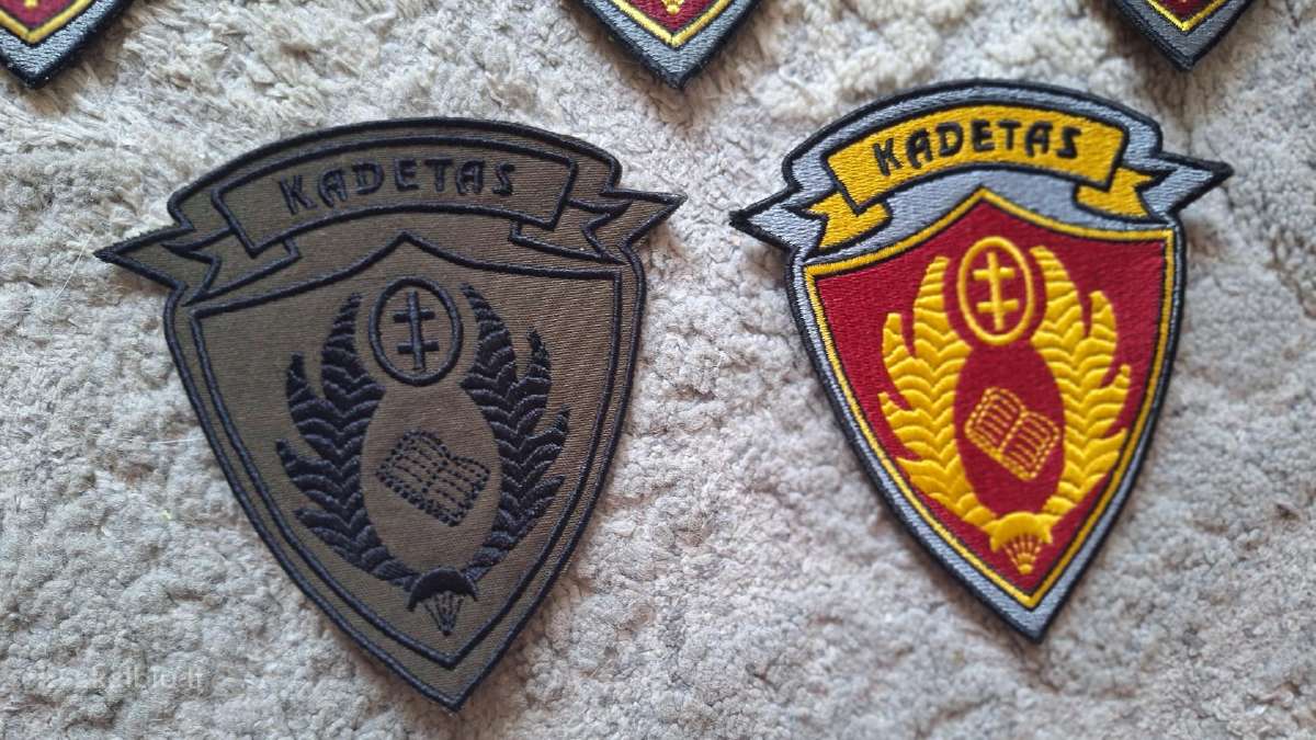 Gen. P. Plechaviciaus kadetų antsiuvai - nuotraukos Nr. 5