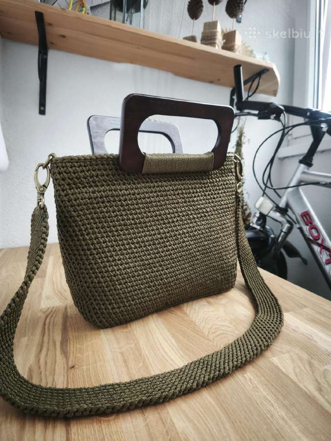 Rankų darbo chaki spalvos rankinė