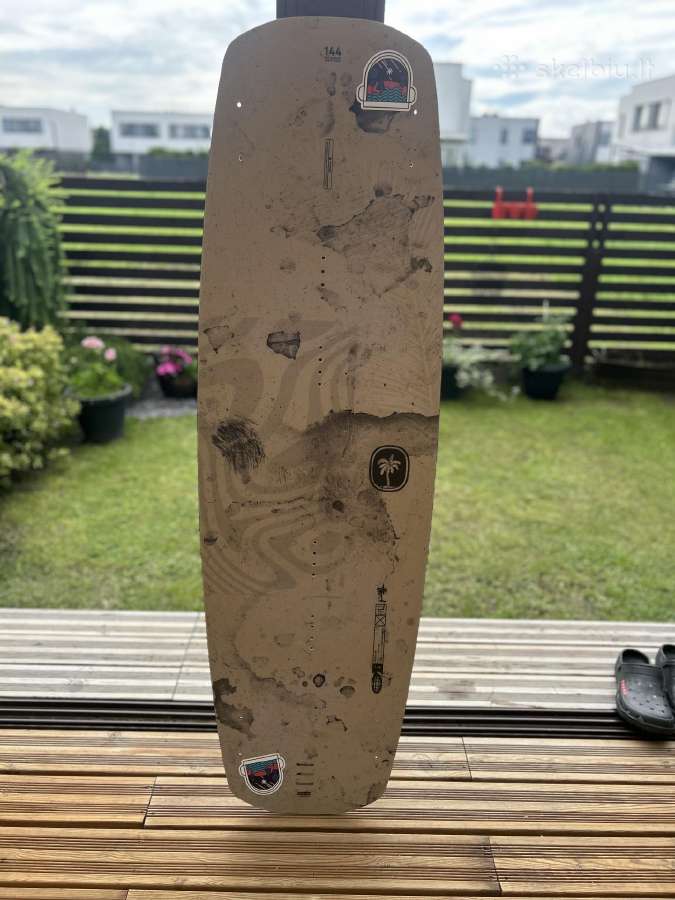 Wakeboard lenta su batais