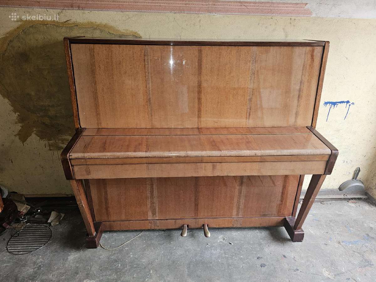 Parduodu Pianina Belorus su kedute