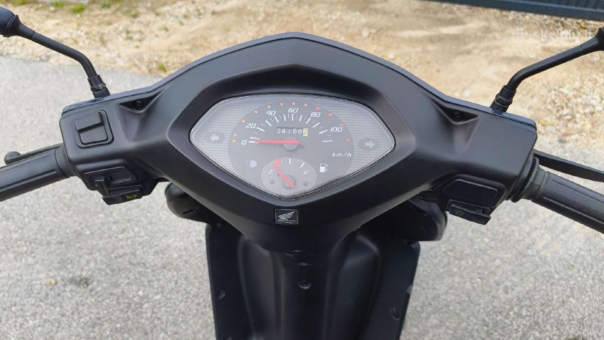 Honda Scv100 - nuotraukos Nr. 4