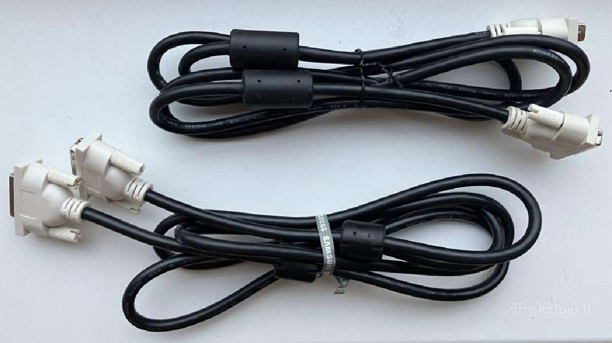 Dvi kabeliai