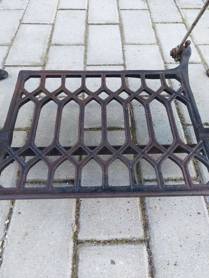 Parduodu senovinę siuvimo mašiną "Gritzner" - nuotraukos Nr. 2