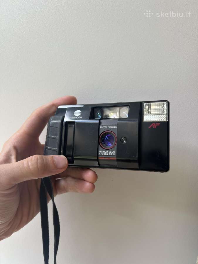 Minolta af-z juostinis fotoaparatas