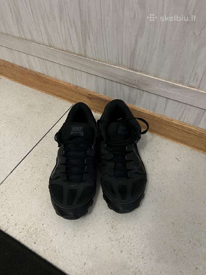 Parduodu originalius Nike