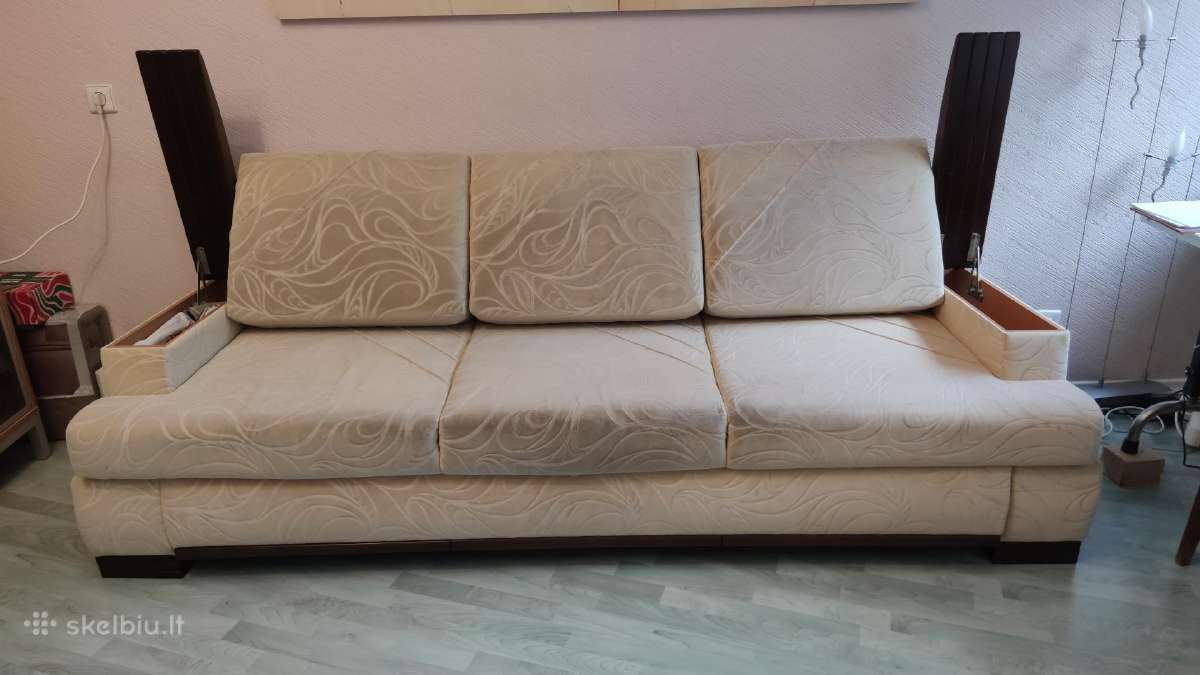 Skubiai didelė trivietė sofa plius pufas - nuotraukos Nr. 6