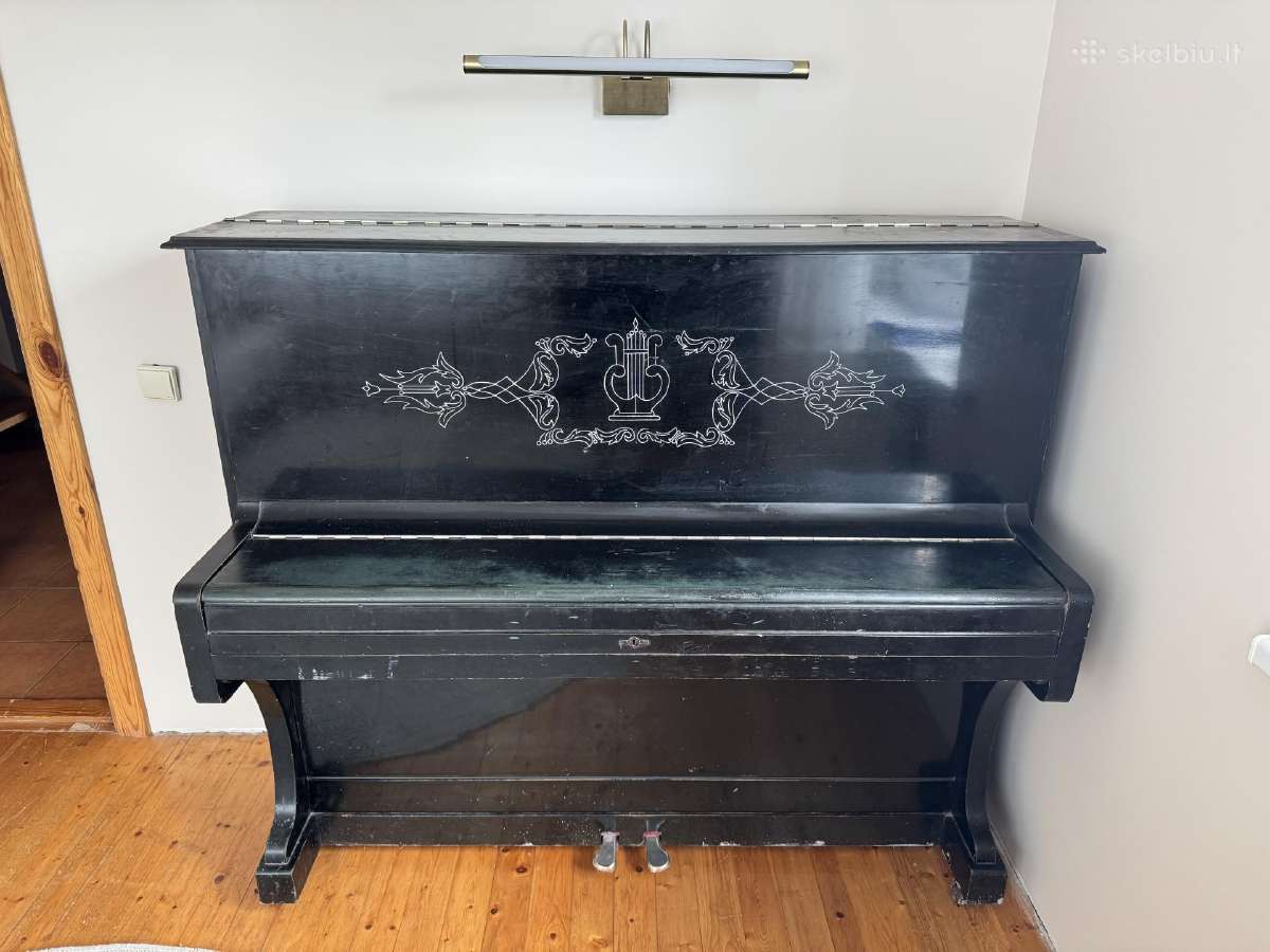 Senovinis pianinas