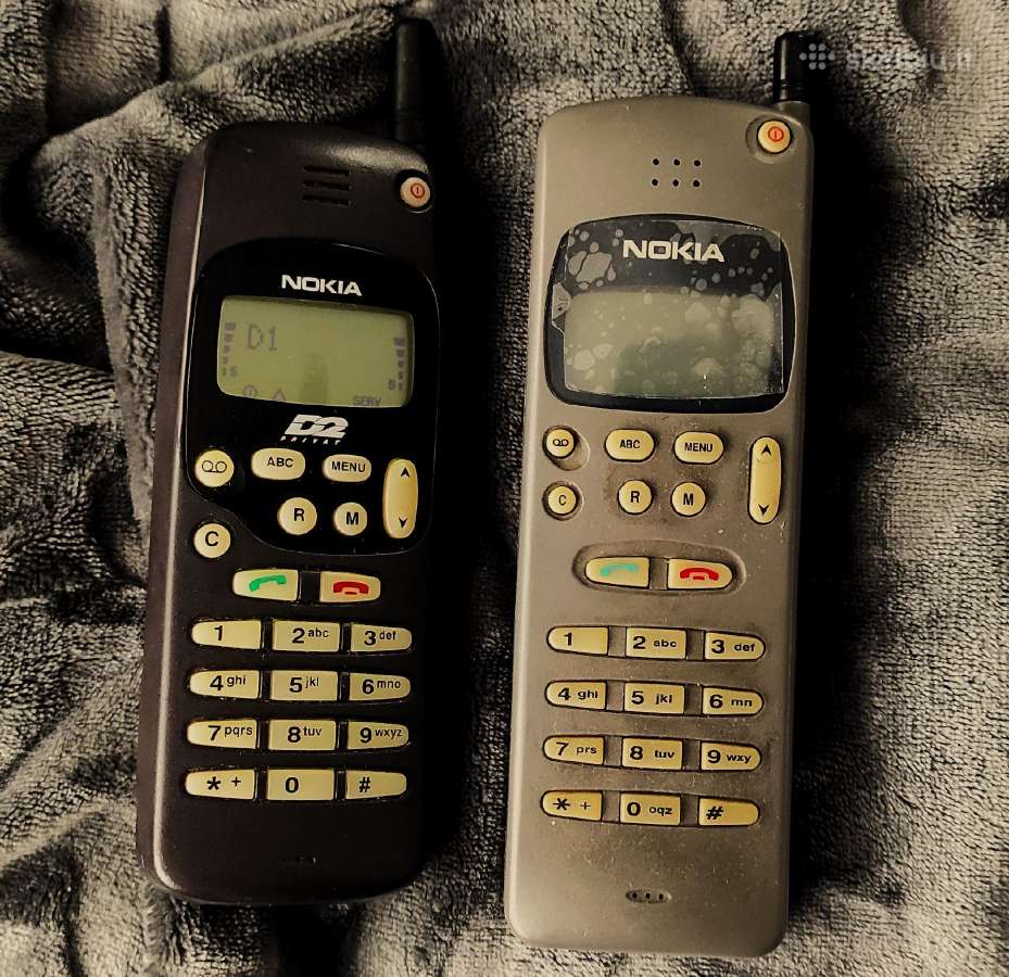 2 vnt nokia i kolekcija