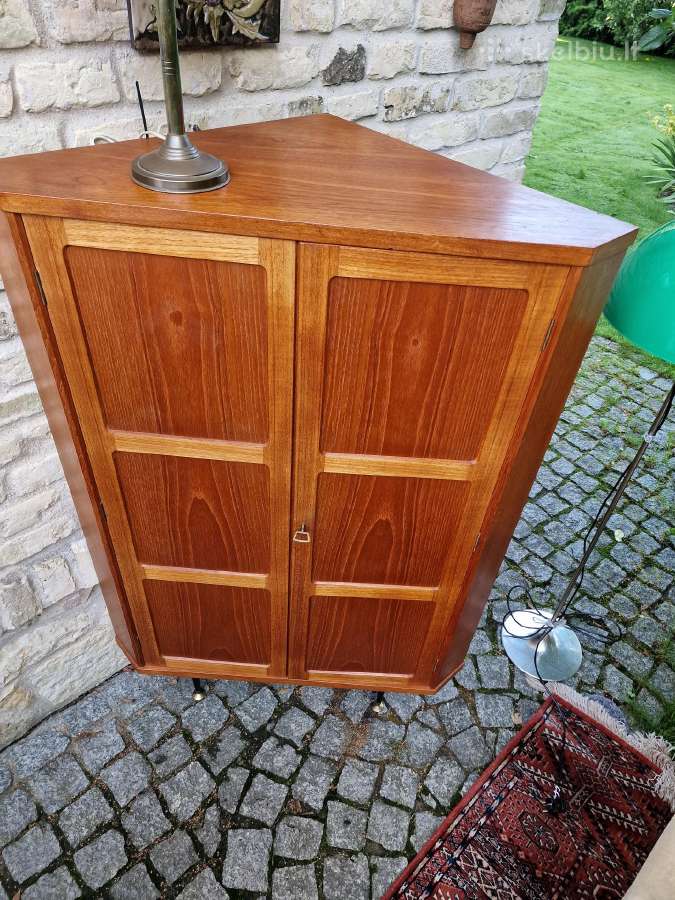 Vintažinė mid century kampinė tikmedžio indauja - nuotraukos Nr. 2