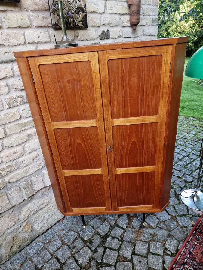 Vintažinė mid century kampinė tikmedžio indauja - nuotraukos Nr. 6
