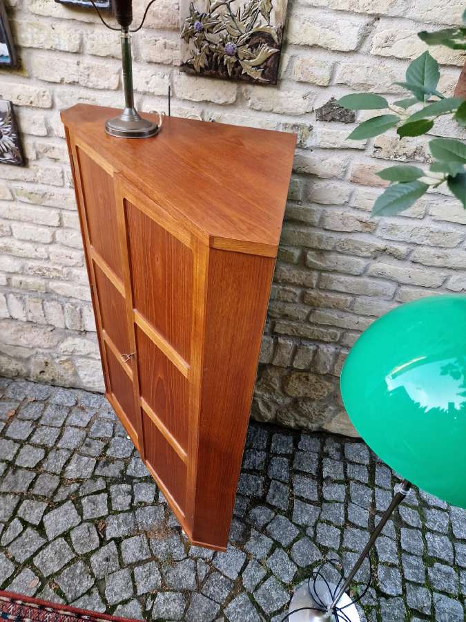Vintažinė mid century kampinė tikmedžio indauja - nuotraukos Nr. 24