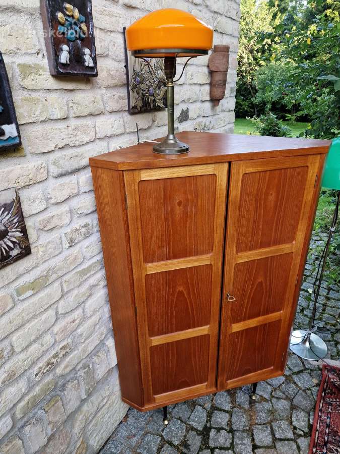 Vintažinė mid century kampinė tikmedžio indauja - nuotraukos Nr. 31