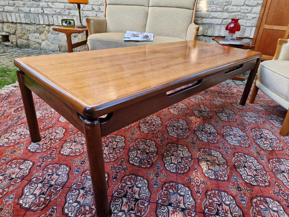 Vintažinis mid century riešutmedž. kavos staliukas - nuotraukos Nr. 32