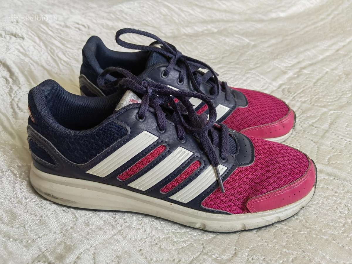 Adidas kedai - nuotraukos Nr. 2