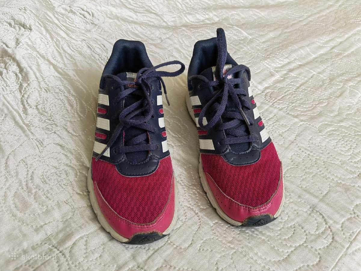 Adidas kedai - nuotraukos Nr. 7