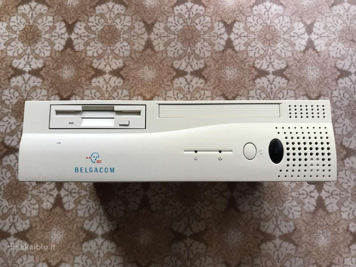 Retro kompiuteris Intel Celeron 366 MHz