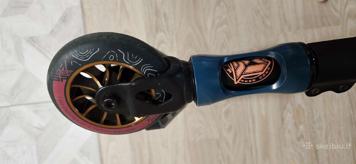 Triukinis paspirtukas Mgp Origin