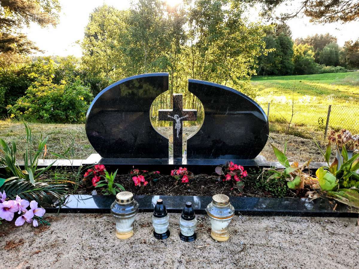 Paminklai. Akmens plokštės. Kapų įrengimo darbai. - nuotraukos Nr. 13