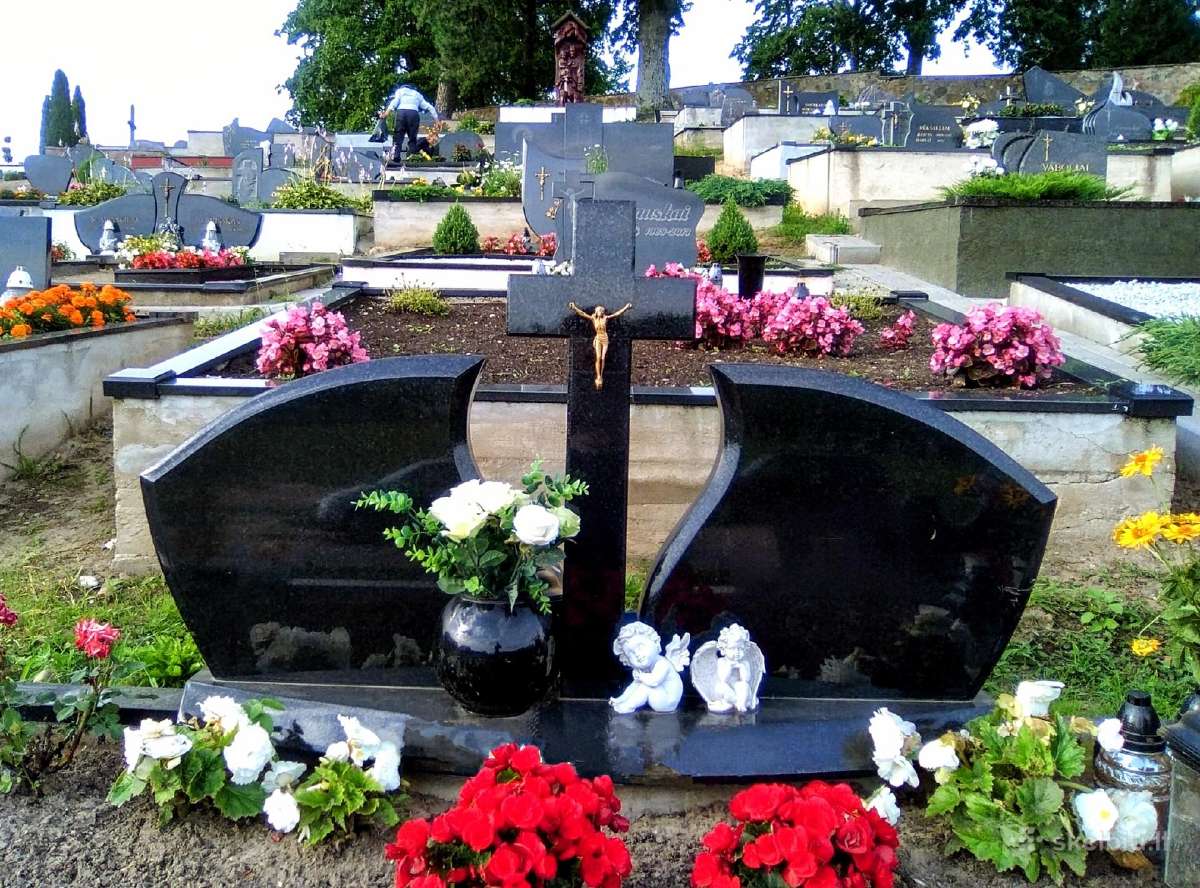 Paminklai. Akmens plokštės. Kapų įrengimo darbai. - nuotraukos Nr. 17
