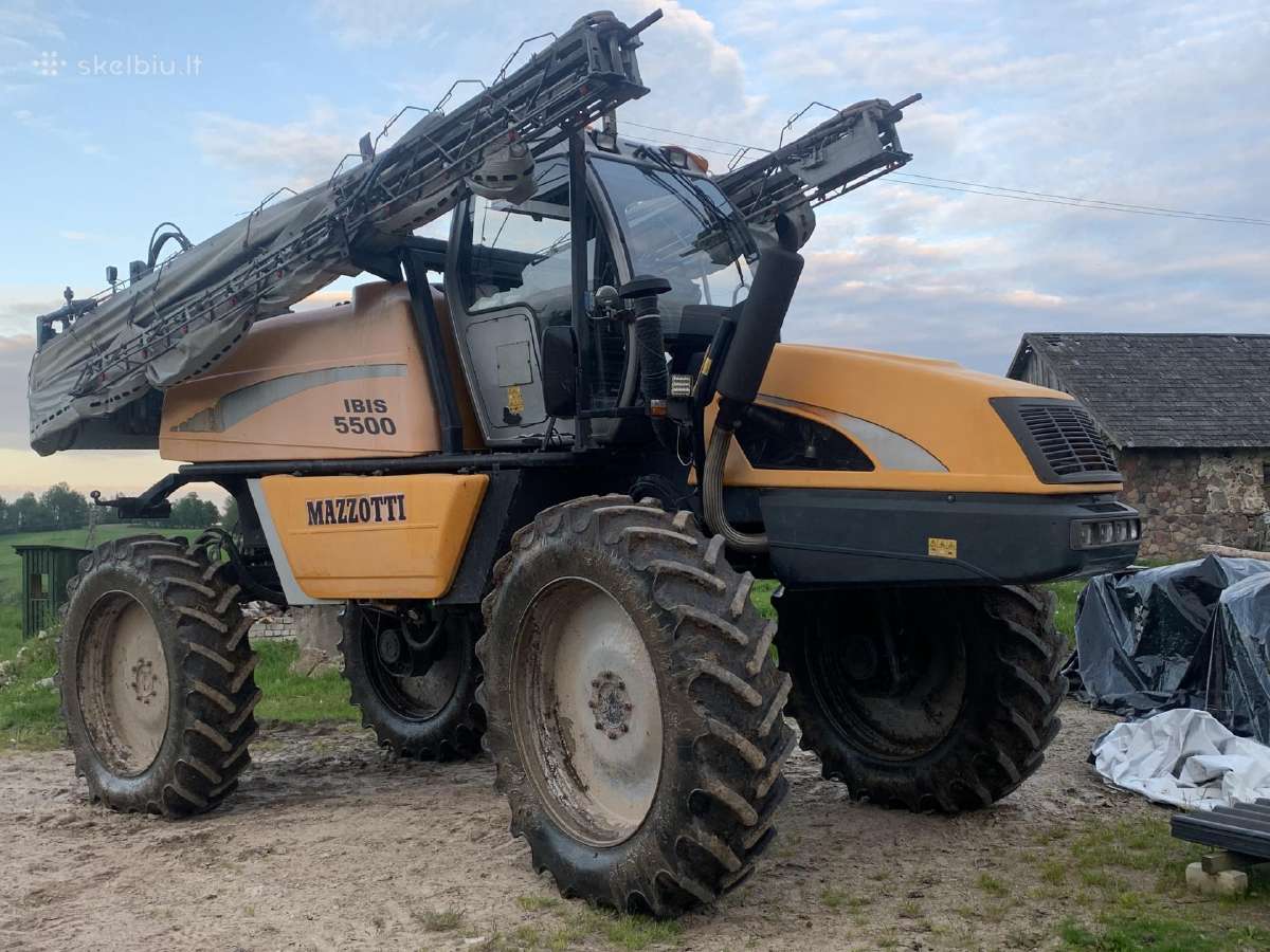 Savaeigis purkštuvas Mazzoti Ibis 5500, 24 m.