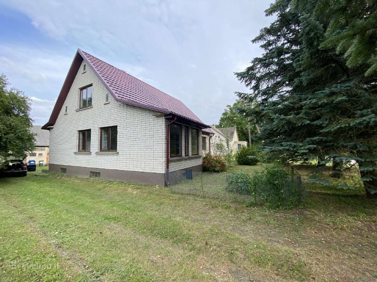 Namas su sodo sklypu ir ūkiniais pastatais - nuotraukos Nr. 2