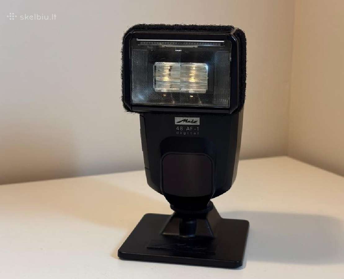 Blykstės Metz 48 Af-1 ir Yongnuo Yn460