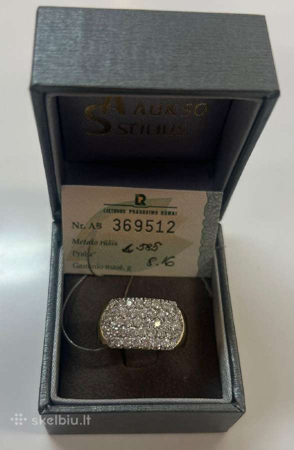 Auksinis žiedas 585 su deimantais 1.32ct.