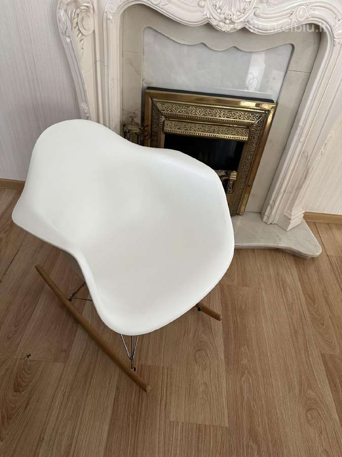 Supama eames stiliaus kede