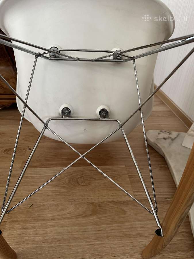Supama eames stiliaus kede - nuotraukos Nr. 3