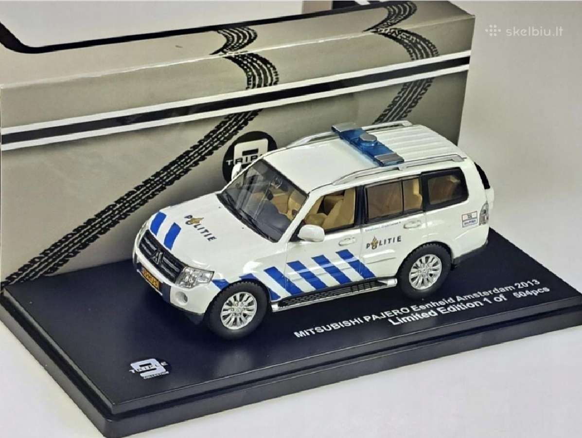 Mitsubishi Pajero Police