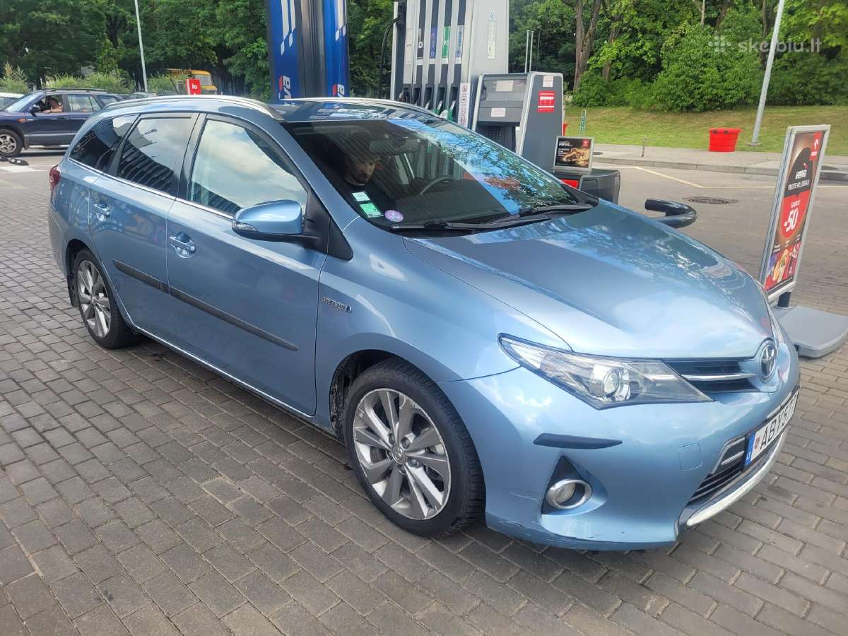 Toyota hibridų nuoma arenda car rent Bolt Volt Ube - nuotraukos Nr. 3