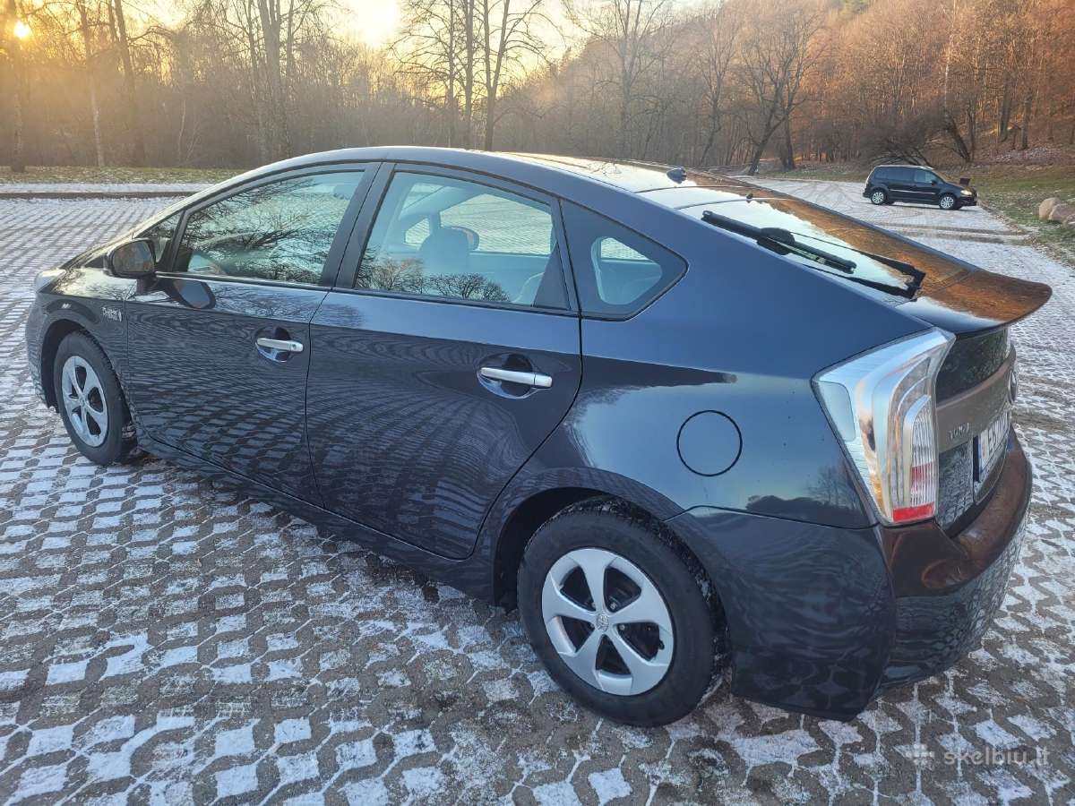 Toyota hibridų nuoma arenda car rent Bolt Volt Ube - nuotraukos Nr. 9