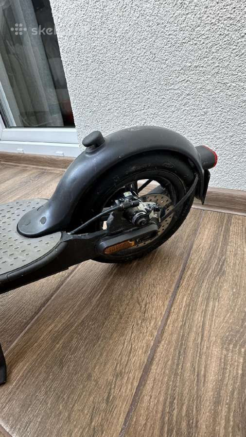 Elektrinis paspirtukas Xiaomi Mi Scooter Essential - nuotraukos Nr. 9