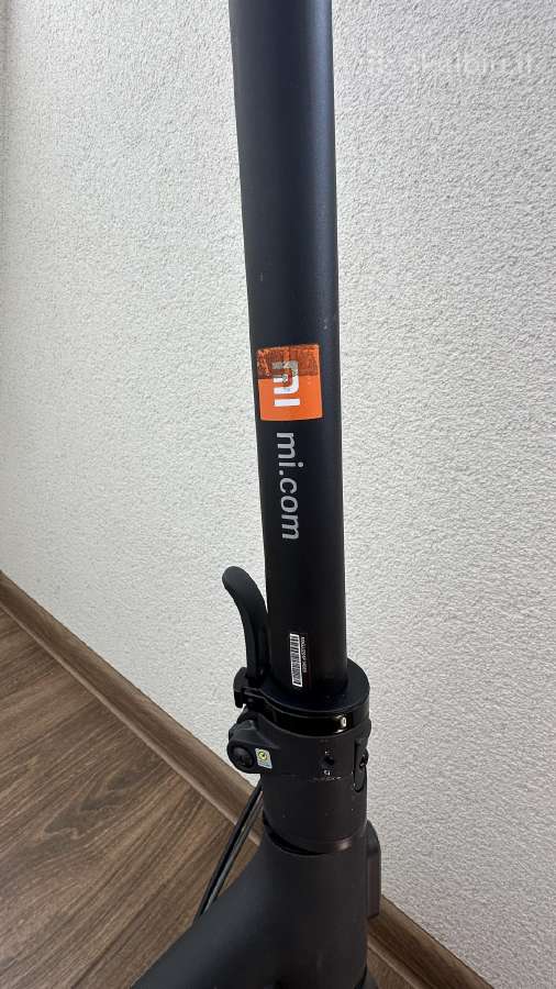 Elektrinis paspirtukas Xiaomi Mi Scooter Essential - nuotraukos Nr. 10