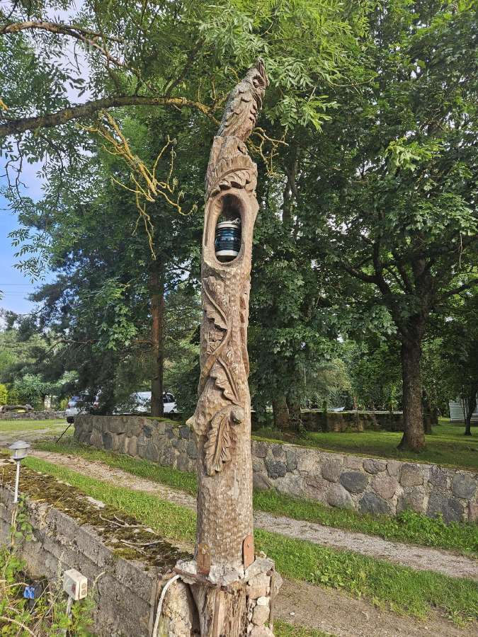 Skulptūra apuokas ant švyturio - nuotraukos Nr. 3