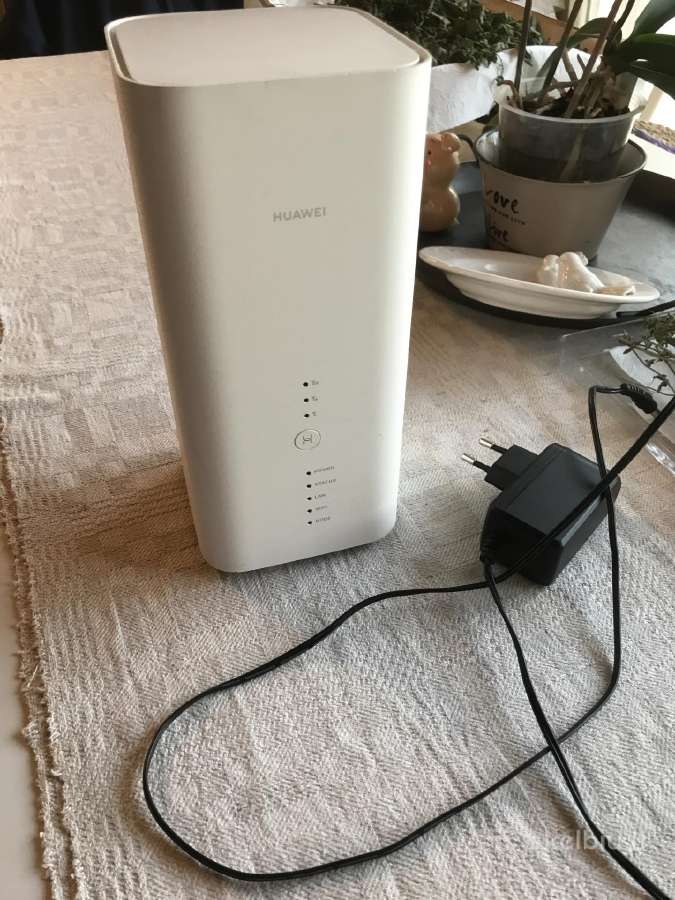4G++ modemas Huawei B818-263 Sparta iki 1600 Mbps