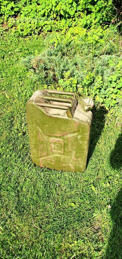 Senas Jerry Can stiliaus 20l kanistras