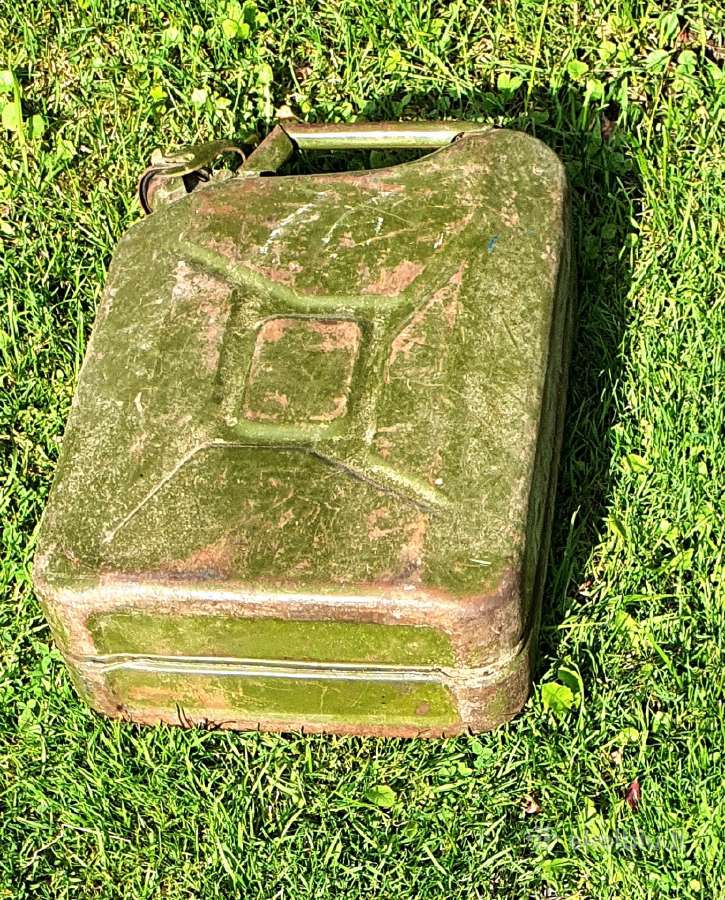 Senas Jerry Can stiliaus 20l kanistras - nuotraukos Nr. 7