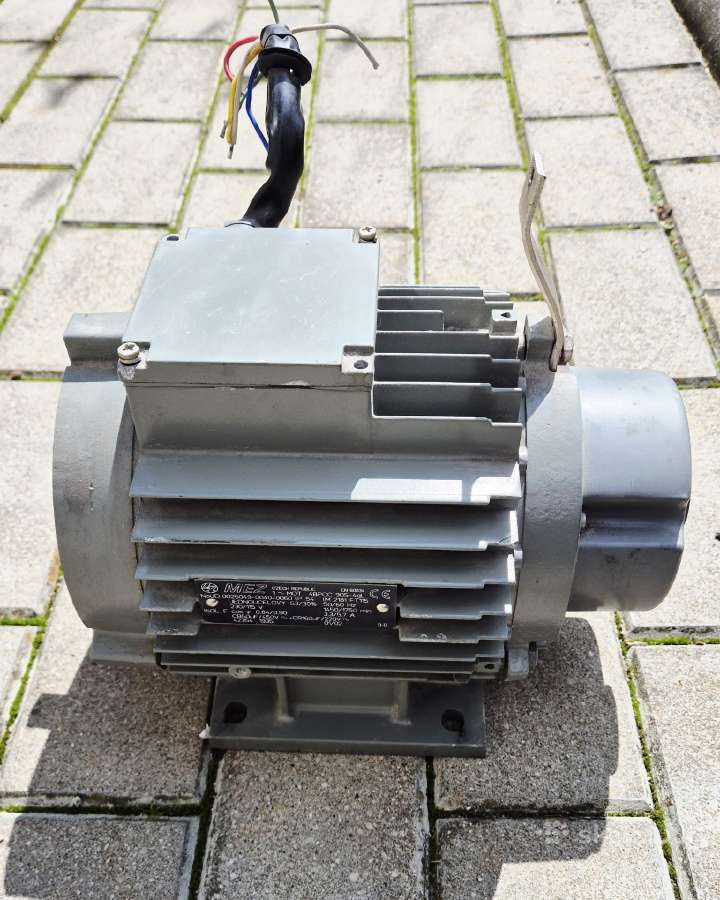 Elektrinis variklis. - nuotraukos Nr. 2