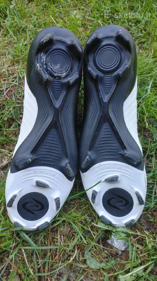 Futbolo bateliai Nike Phantom Luna (42 dydžio) - nuotraukos Nr. 4