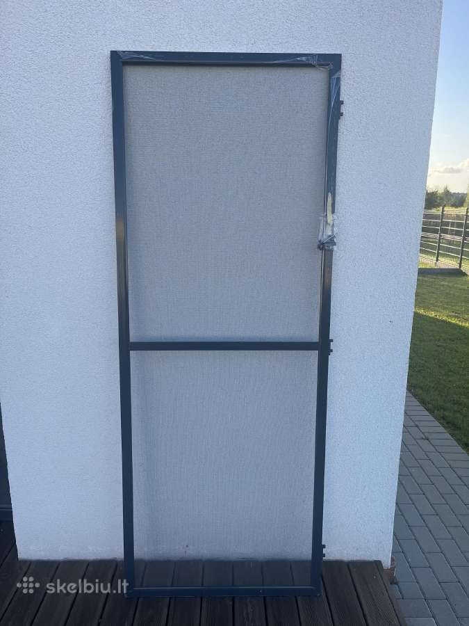 Tinklelis nuo uodų - durys