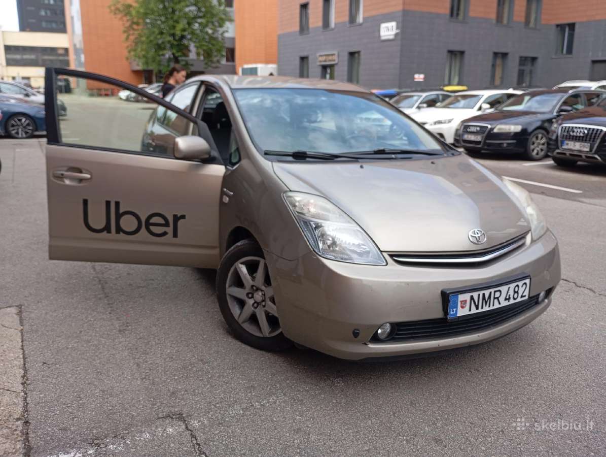 Toyota Prius nuoma - nuotraukos Nr. 24