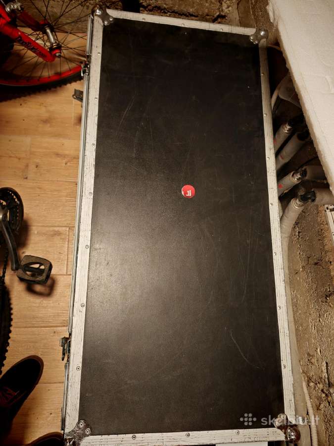 Parduodu LED bar transportavimo deze