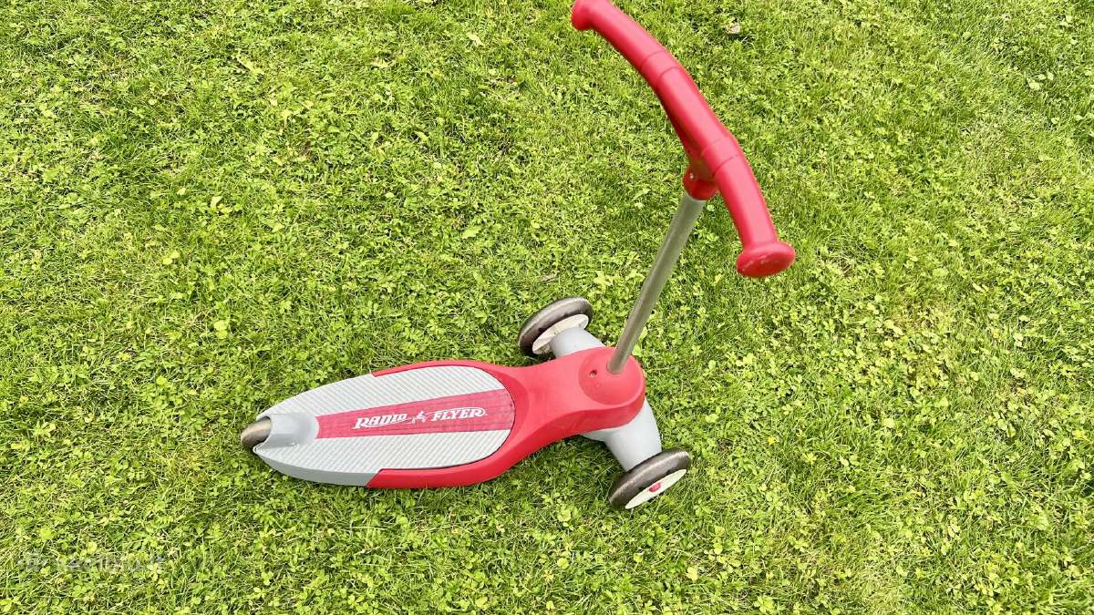 Radio Flyer vaikiškas paspirtukas, iki 22,7 kg.